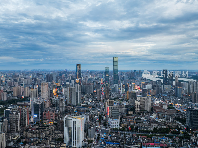 长沙市中心高楼航拍