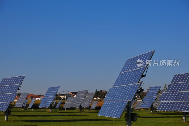 户外太阳能电池板阵列