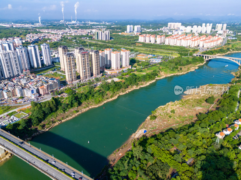 广西来宾红水河周边建筑航拍图