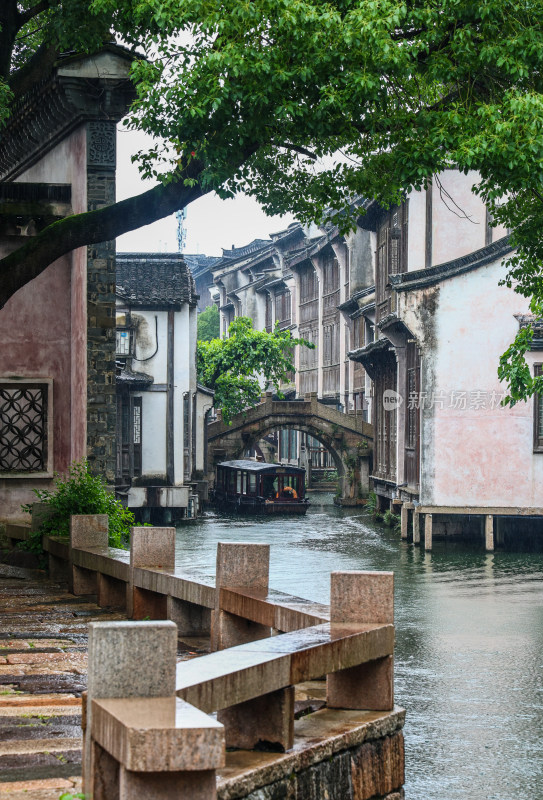 梅雨季的乌镇西栅美景