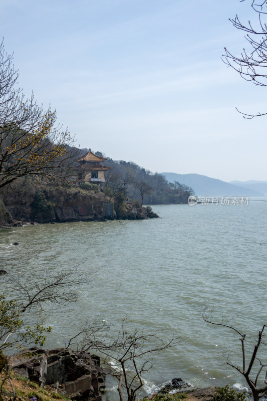 无锡太湖鼋头渚景区早春太湖湖岸风光