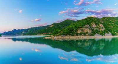 青山绿水美丽湖景