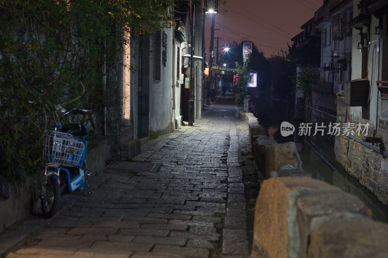 苏州平江路夜景