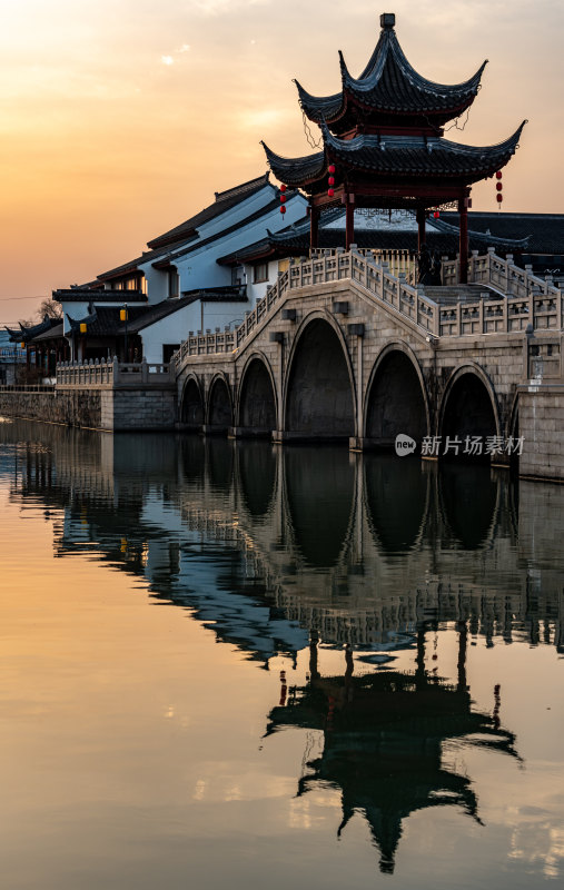 七里山塘到虎丘.苏州虎丘风景区