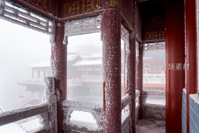 河南老君山冬季大雪古建筑航拍