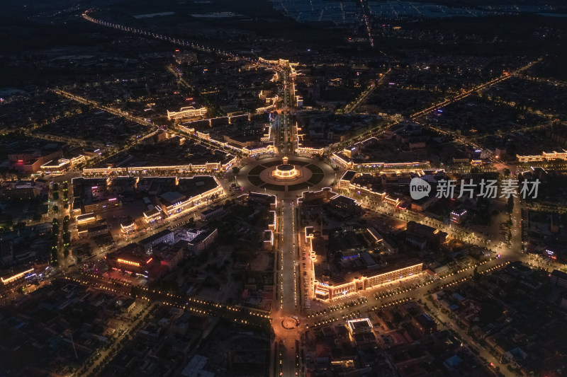 中国新疆伊犁特克斯县航拍夜景