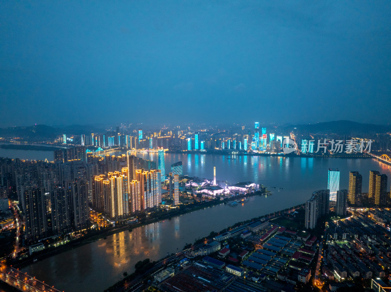 长沙城市夜景下的道路与高楼全景航拍