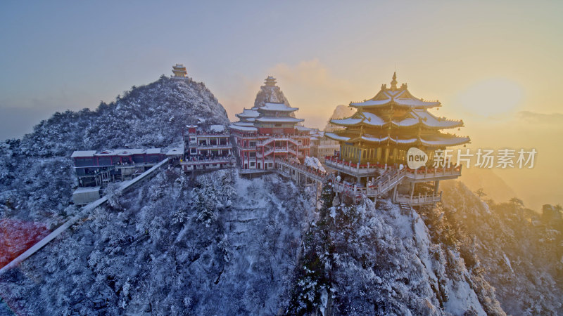 河南洛阳老君山雪景