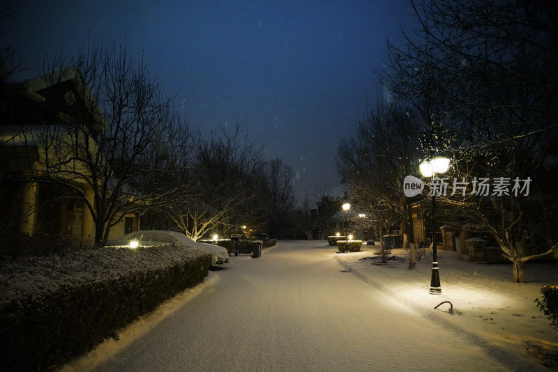 别墅区雪景