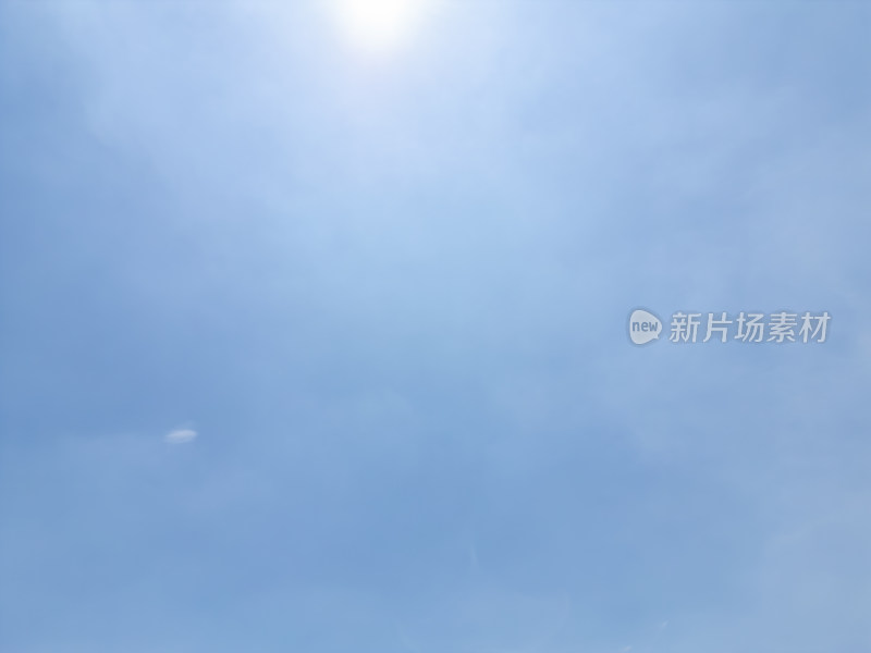 无人机高空航拍的天空