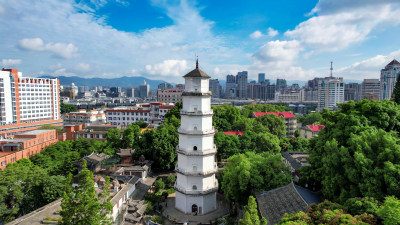 福建福州定光寺定光塔地标建筑白塔航拍