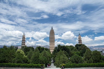 大理崇圣寺三塔景观