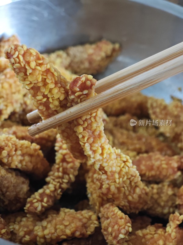 油炸鸡肉条鸡柳