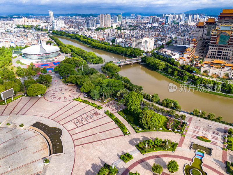 广西玉林城市风光航拍图