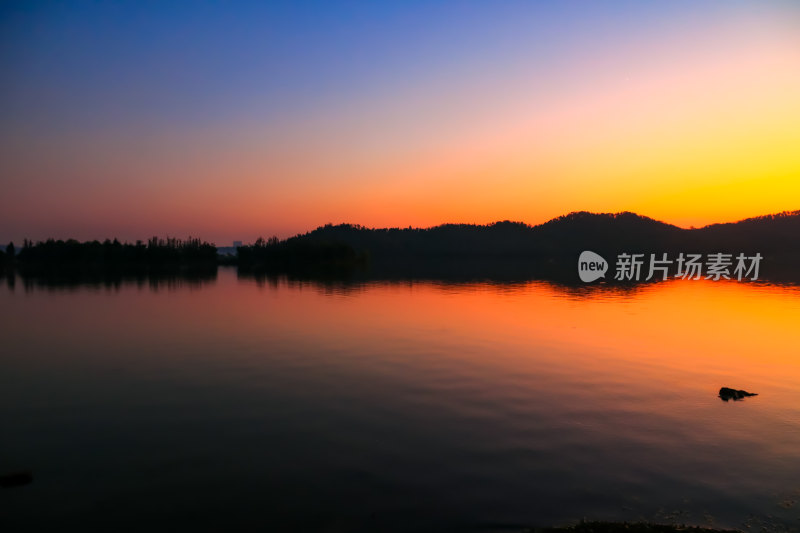 武汉东湖落雁岛景区绝美自然风光落日夕阳