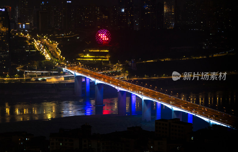 夜景下的嘉陵江