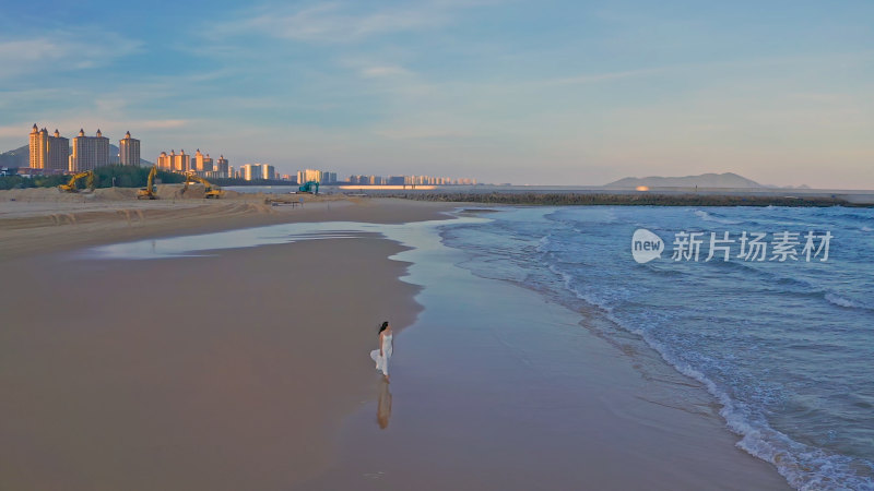 海南海岸线夕阳航拍