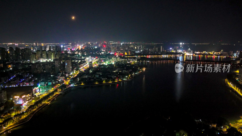 江西九江浔阳区夜景灯光航拍图