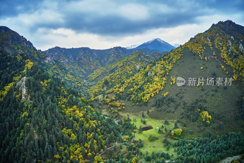 甘肃武威天柱县冰沟河景区