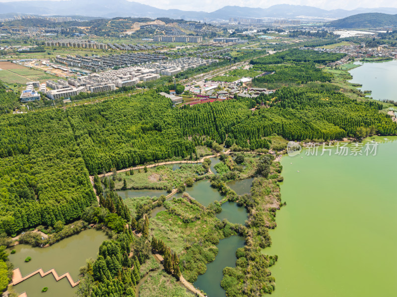 航拍昆明滇池捞鱼河湿地公园景观