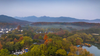 杭州西湖秋色茅家埠景区秋色风光航拍