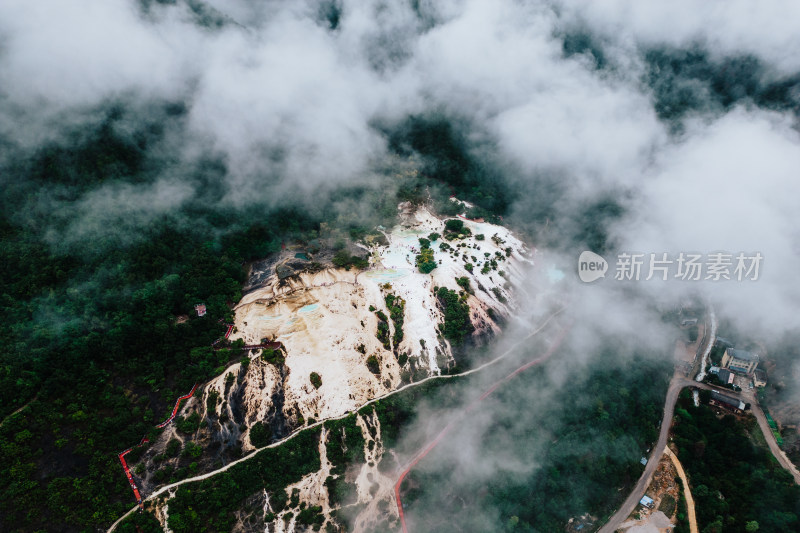 迪庆藏族自治州白水台