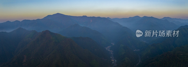 杭州临安指南村山峦高山晨曦