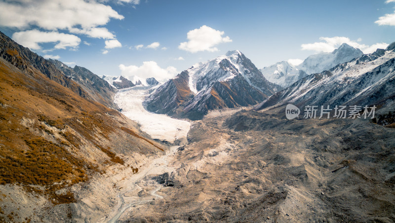 航拍雪山冰川自然风景