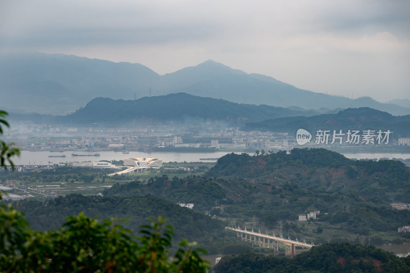 中山神湾丫髻山山顶风光