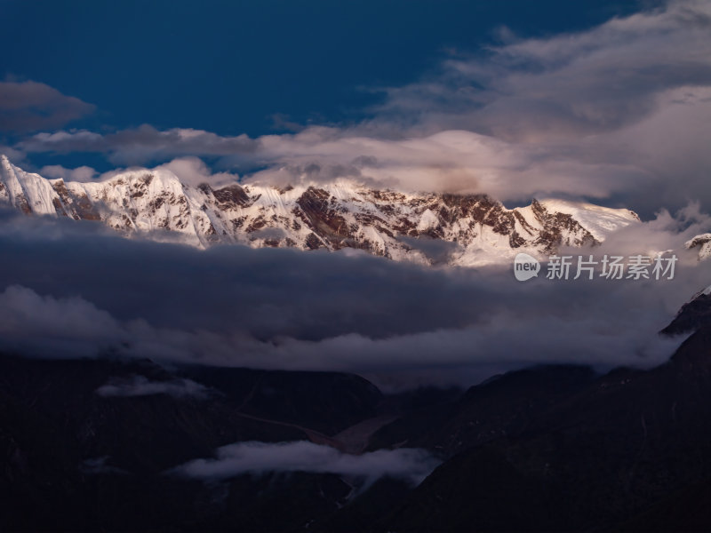 西藏林芝索松村南迦巴瓦峰雪山航拍