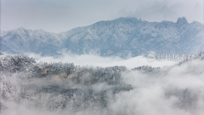 太行山余脉白云山冬季雪景冰挂雾凇实拍