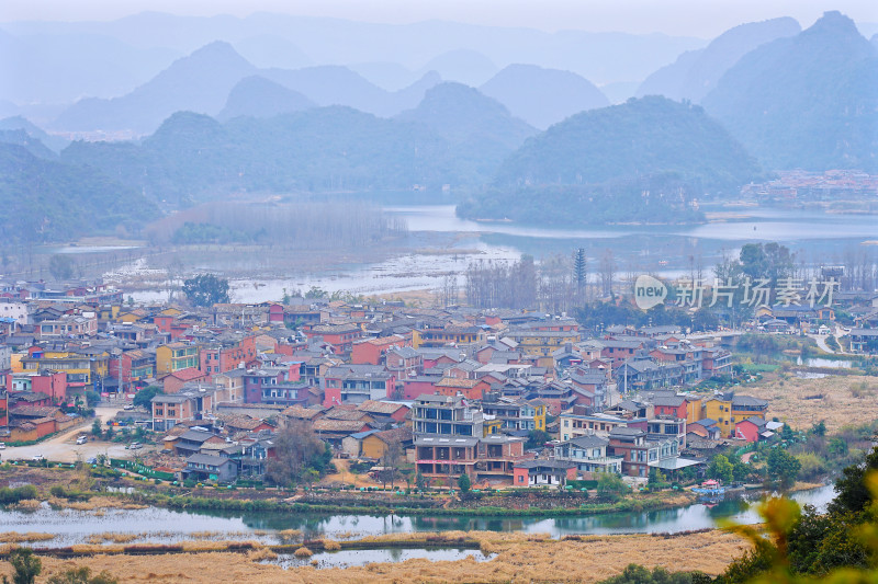 云南普者黑风景区，青龙山，俯瞰风景