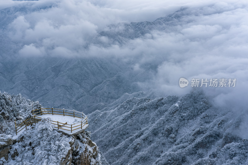 山川大雪云海大气航拍