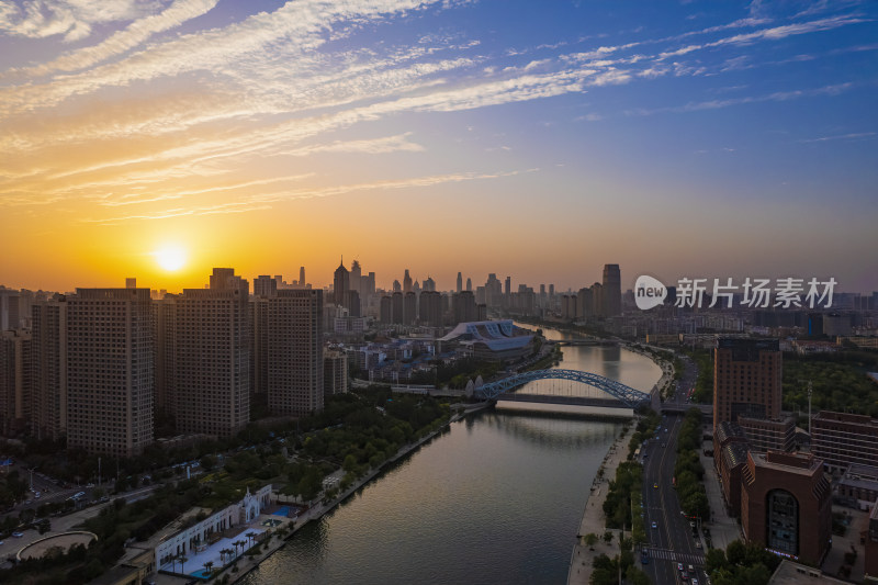 天津海河风景线国泰桥城市建筑日落夜景航拍