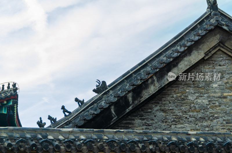 中国山东淄博周村古商城古建筑上的屋脊兽