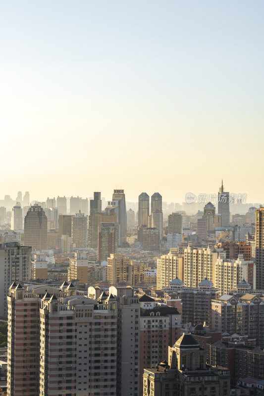 哈尔滨夜景地标性建筑龙塔