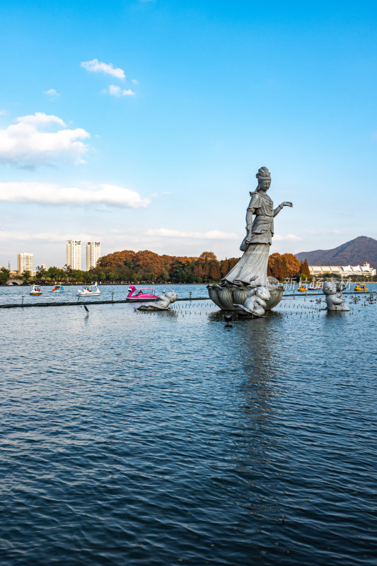 南京玄武湖秋色景观