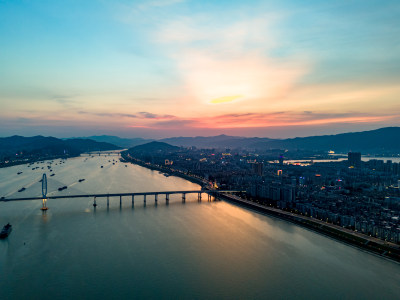 肇庆河流风光晚霞夜幕降临航拍图