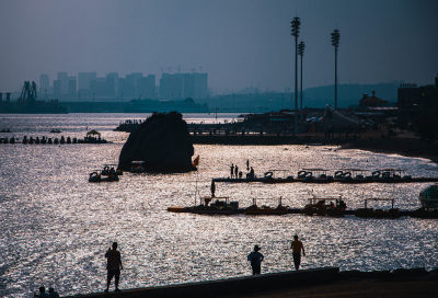 海岸边上