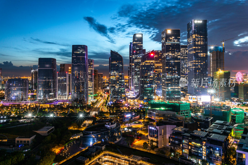 深圳前海建筑群夜景