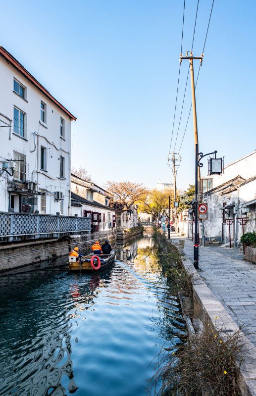 江苏苏州平江路历史街区冬日景观民居