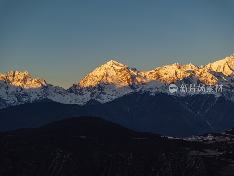 云南香格里拉梅里雪山高空航拍