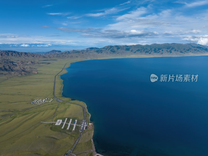 新疆伊犁夏季赛里木湖草原高空航拍