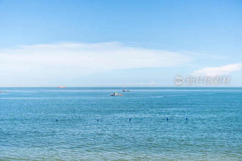 东山岛晴朗天气下的广阔海面