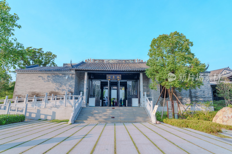 广州市文化馆中式传统岭南建筑园林景观设计