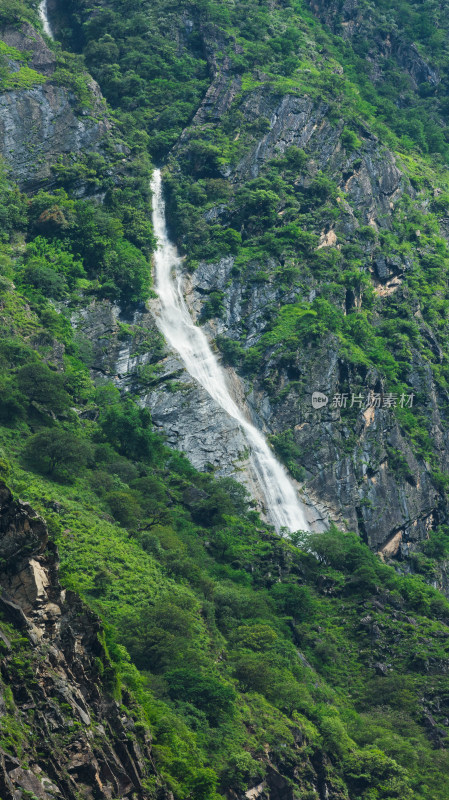 丽江虎跳峡高路徒步