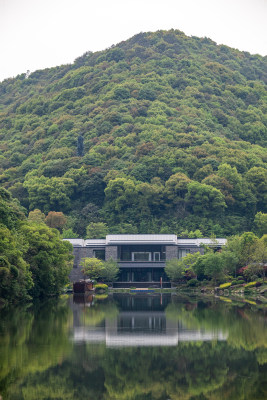 杭州湘湖风景区自然山水倒影景观