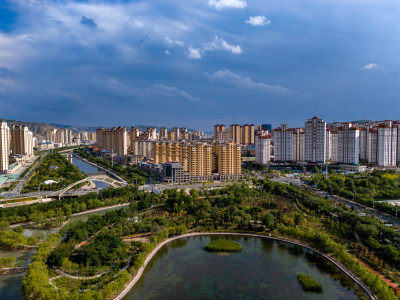 甘肃城市建筑航拍图