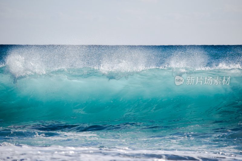 大海浪花巨浪浪潮汹涌海浪波涛汹涌