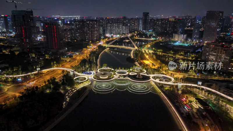 四川成都府河夜景桥梁航拍图